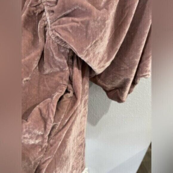 New Free People Boho Velvet Neutral Mini Dress Feminine Puff Sleeve V Neck - Picture 6 of 9